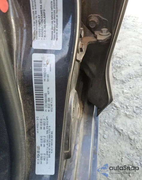 2016 Chrysler 200 Limited z USA, uszkodzony, nr VIN 1C3CCCAB6GN103026